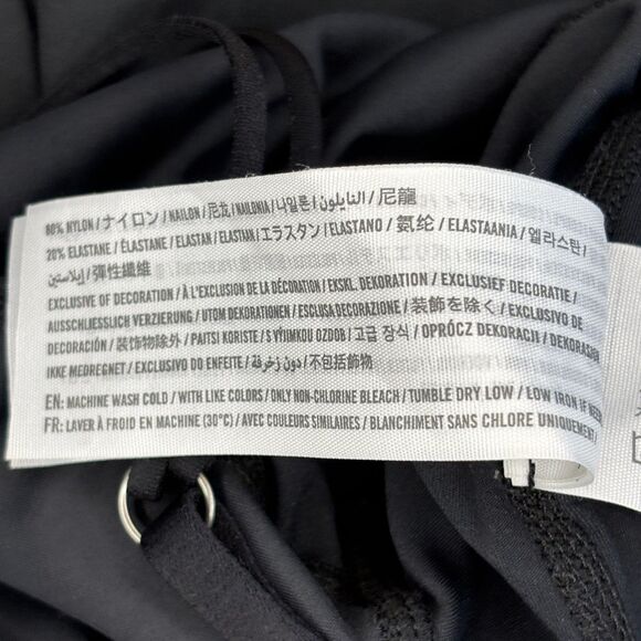 Abercrombie & Fitch Black Traveler Mini Athletic Medium M Dress Built in Shorts - Picture 8 of 8